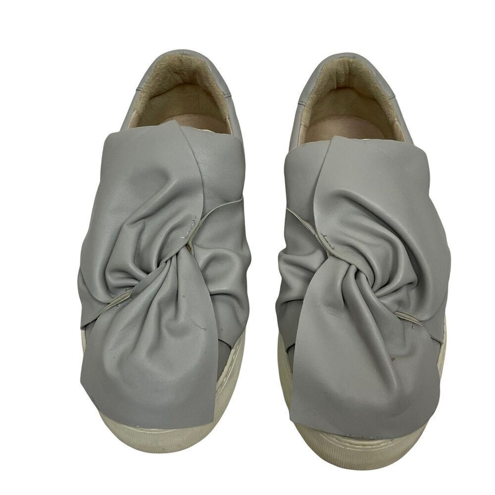 J/ SLIDES‎ NYC Slip On Woman Leather Shoes Size 7.5 Gray